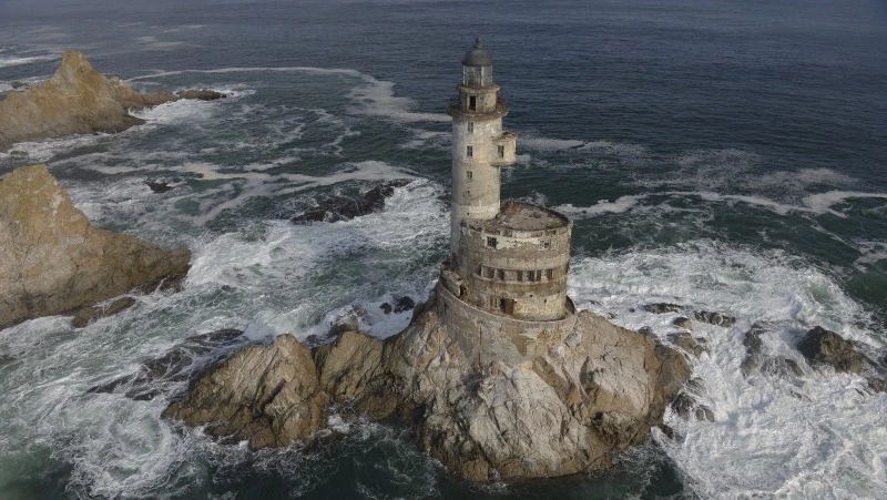 Туроператоры назвали цены на поездки к маяку Анивы и сивучам в Невельске в 2023 году
