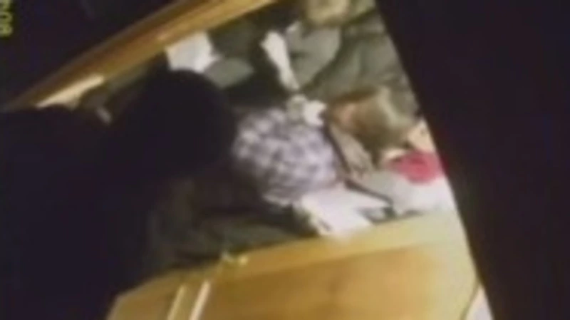 Неизвестные украли женскую куртку в баре «Тромбон» в Южно-Сахалинске 3 декабря