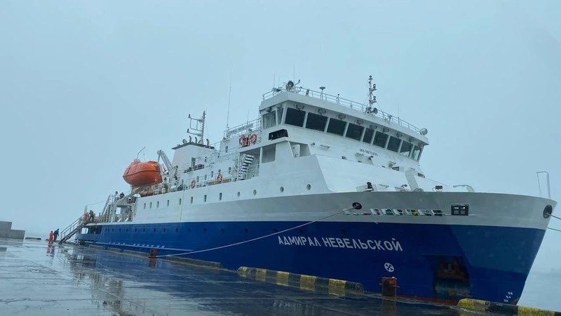 «Адмирал Невельской» прибыл на Курилы
