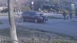 Девочку сбил Infiniti на пешеходном переходе в Углегорске