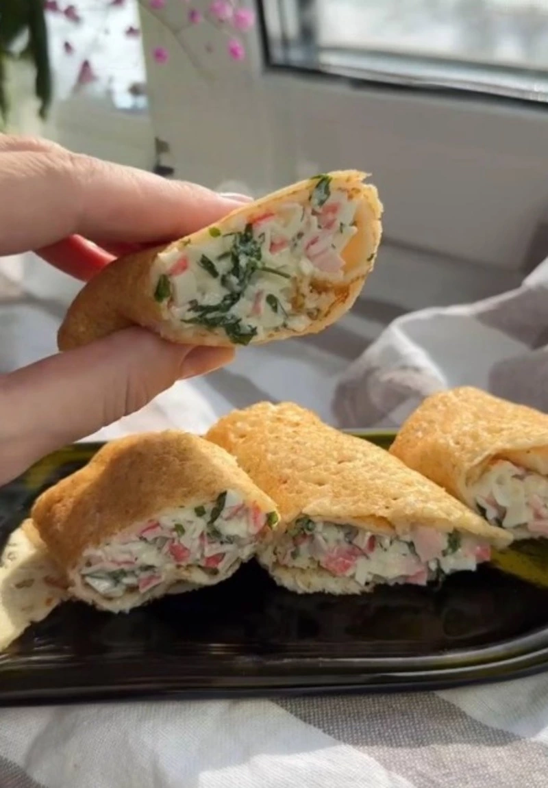 Сахалинский фуд-блогер поделилась рецептом блинных рулетиков с кремовой текстурой