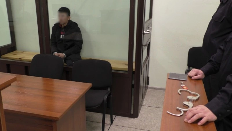 Иностранца приговорили к 2,5 года колонии на Сахалине за посты в соцсети