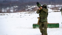  Военнослужащие ВВО отработали боевые стрельбы из ПЗРК «Игла» на Сахалине