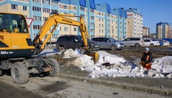 В Южно-Сахалинске очищают водовыпуски и канавы к сезону паводков