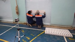 В Луговом проводят капитальный ремонт первого корпуса школы № 30   