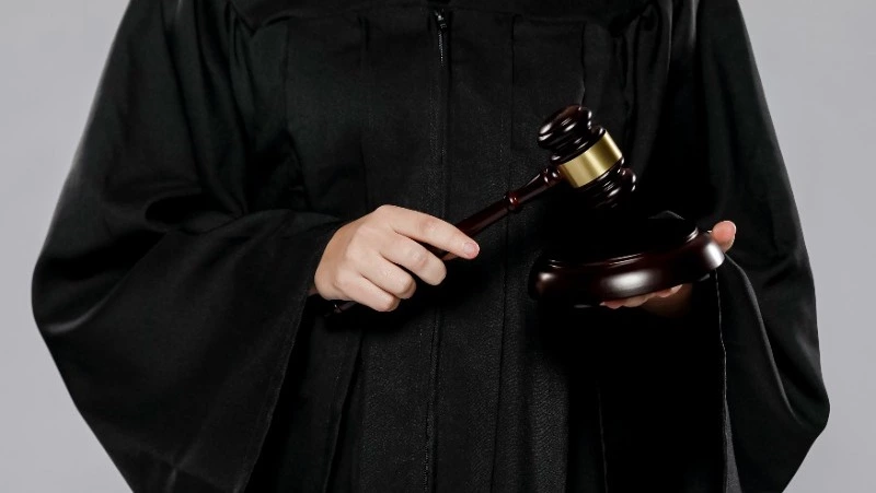 Судебные приставы забрали машину для погашения алиментов у безработного сахалинца