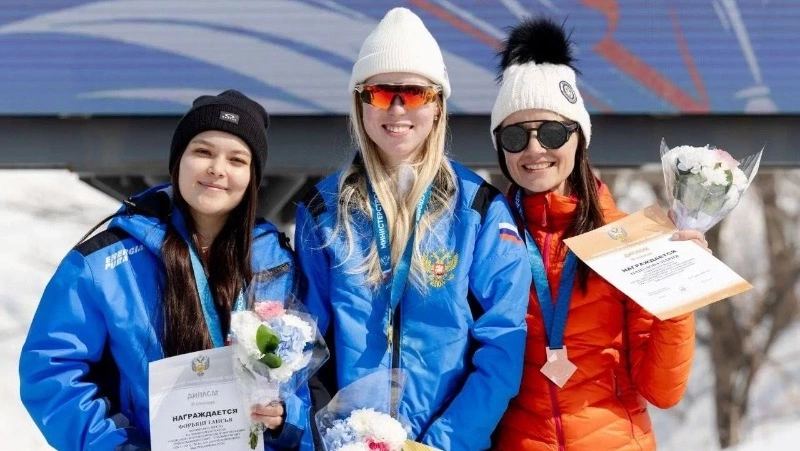 Ворончихина и Бугаев стали абсолютными чемпионами России по пара-горнолыжному спорту на Сахалине