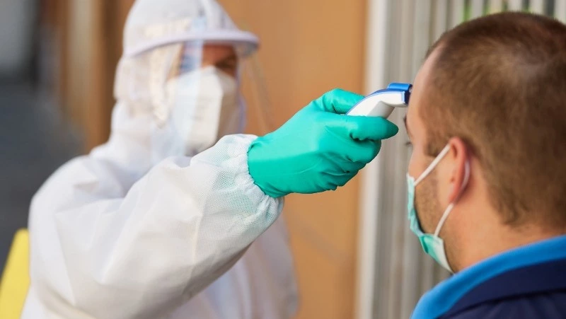 Роспотребнадзор следит за вспышкой новой лихорадки в Китае