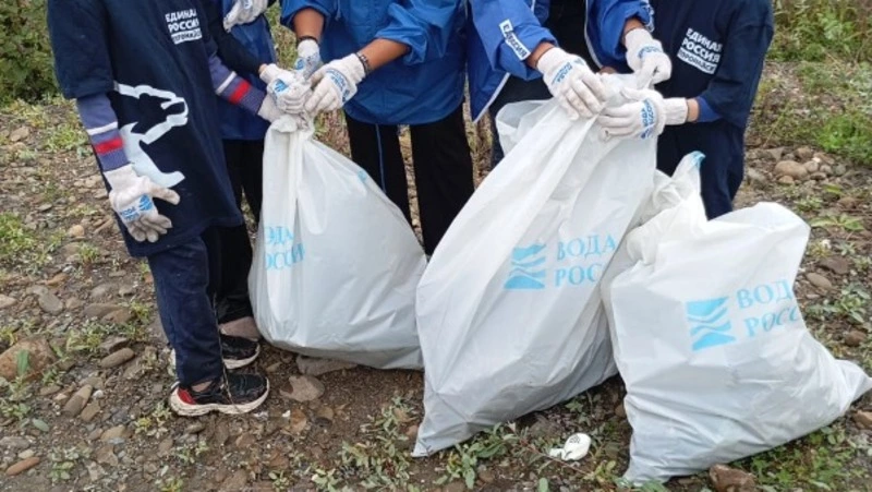Жители Поронайского района поддержали всероссийскую акцию «Вода России»