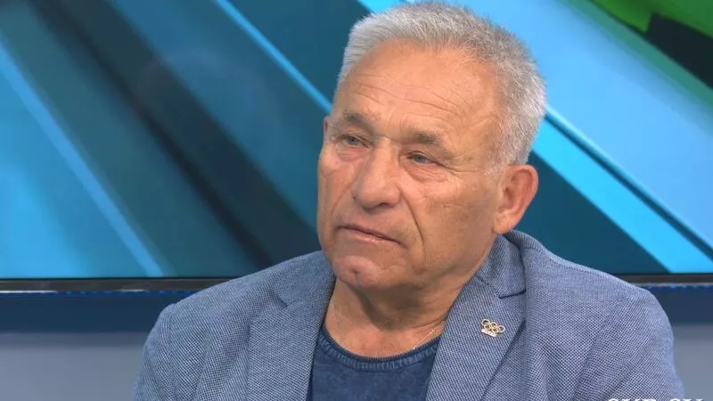 Куратор «серебряных волонтеров» Владимир Забелин привьется от COVID-19 ради родных, работы и жизни