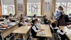 Акция «Синий платочек Победы» прошла в  Южно-Сахалинске