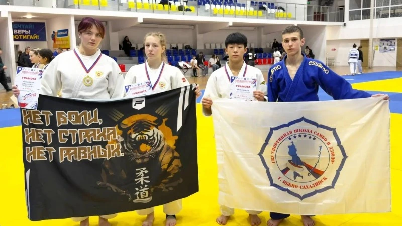 Сахалинские дзюдоисты завоевали три медали первенства ДФО в Улан-Удэ