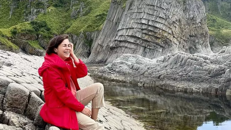 Редактор популярных журналов РФ поведала о суперпутешествии на Курилы "Без инопланетян не обошлось"