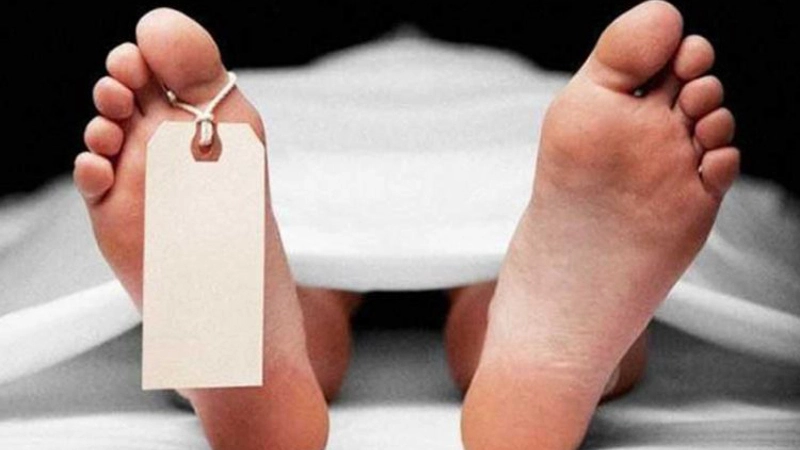 Мертвого мужчину вытащили из подвала на юге Сахалина