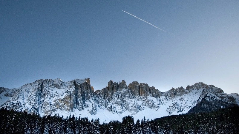 Гороскоп на 25 декабря 2023 года: помощь людям и новые знания