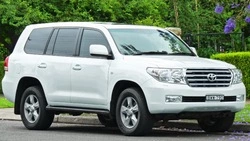 Toyota зарегистрировала в РФ товарный знак Land Cruiser Prado