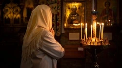Церковный праздник 9 ноября 2025: традиции, строгие запреты и народные приметы дня