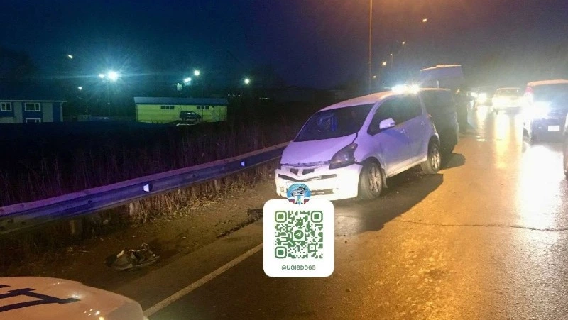 Три человека пострадали в аварии на Транзитной в Южно-Сахалинске