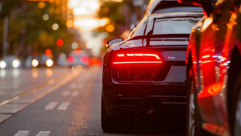 Штраф или тюрьма: Путин ввел новые наказания для тех, кто ездит без прав