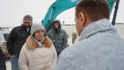 Мэр Наталия Куприна посетила новую газовую котельную в селе Озерское Корсаковского района 