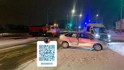 В Южно-Сахалинске легковушка пролетела на красный прямо в КАМАЗ