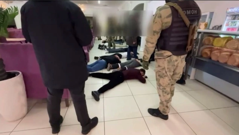 Сахалинские полицейские проверили 306 иностранцев в рамках рейда 