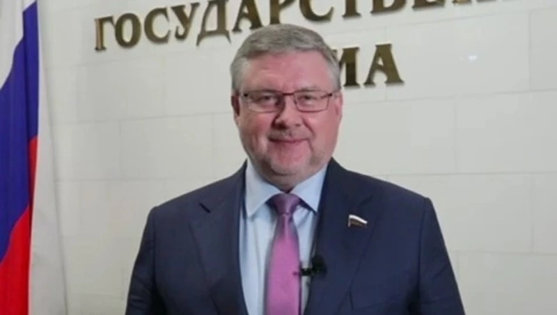 Депутат Госдумы от Сахалина присоединился к поздравлениям выпускников школ