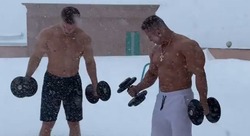 Сахалинские спортсмены устроили тренировку на крыше во время циклона
