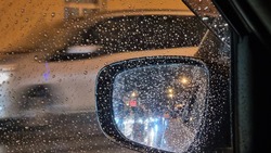 Мощный циклон пришел на Сахалин: сильный дождь и пробки на дорогах