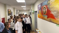 Школьников Сахалина пригласили на выставку в Фонде «Защитники Отечества»