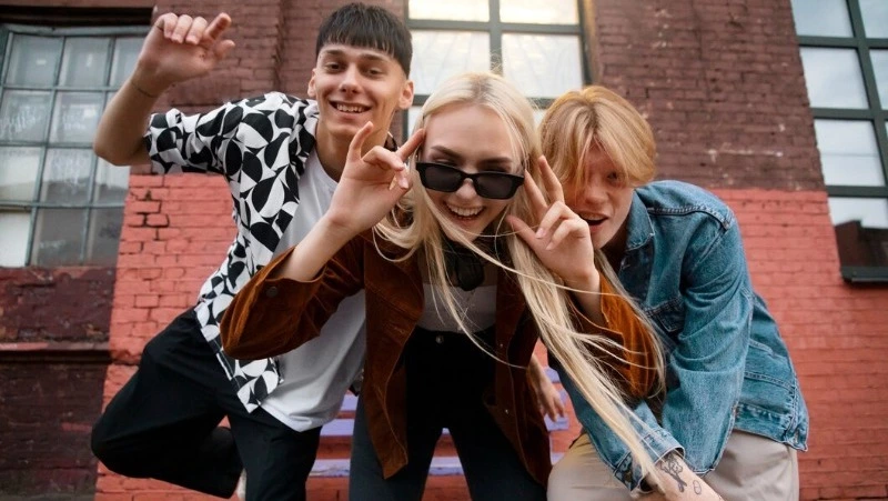 Вербовка российских подростков террористами: где насторожиться и как договориться со своими детьми