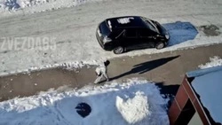 В Поронайске школьники взорвали петарды прямо в подъезде дома