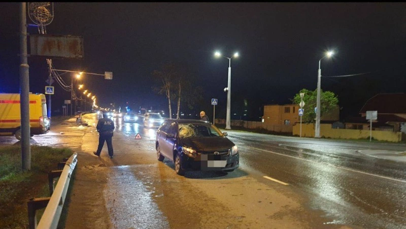 Водитель Toyota Corolla Fielder сбил пешехода на проспекте Мира в Южно-Сахалинске