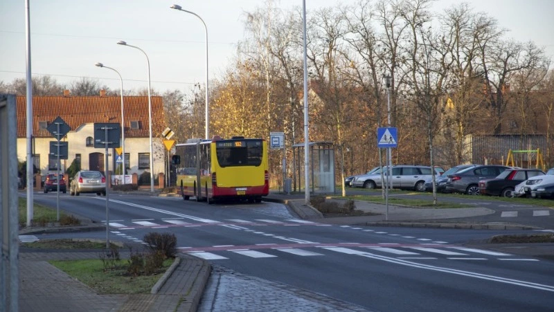 Качество уборки остановочных комплексов проверили в Южно-Сахалинске