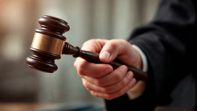 Житель Сахалина выплатит почти миллион рублей владельцу пострадавшего авто