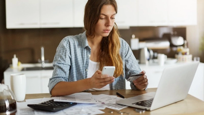 На январских праздниках россияне оформили 349 тыс. самозапретов на кредиты