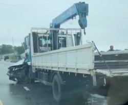 Человек погиб в жестком ДТП с грузовиком в Корсаковском районе