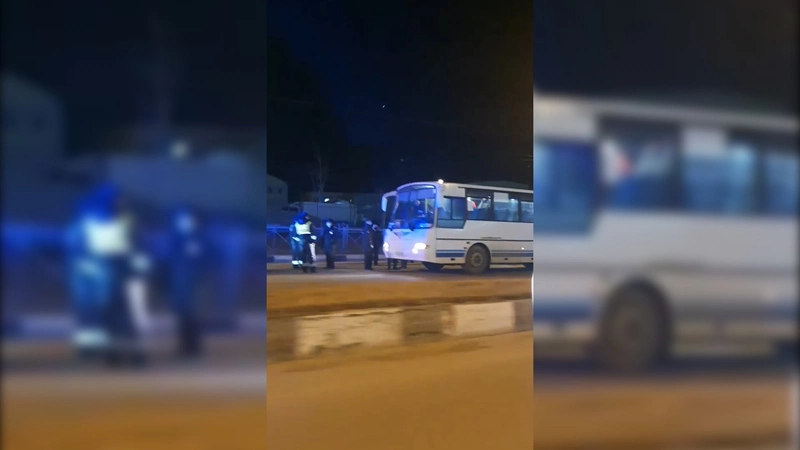 Нетрезвые сахалинцы устроили дебош в автобусе по дороге в карантинный санаторий