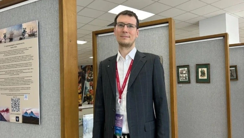 Более 1000 гостей посетили выставку гравюр об истории Дальнего Востока на ВЭФ