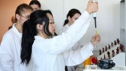 Новые лаборатории открыли в инженерной школе СахГУ