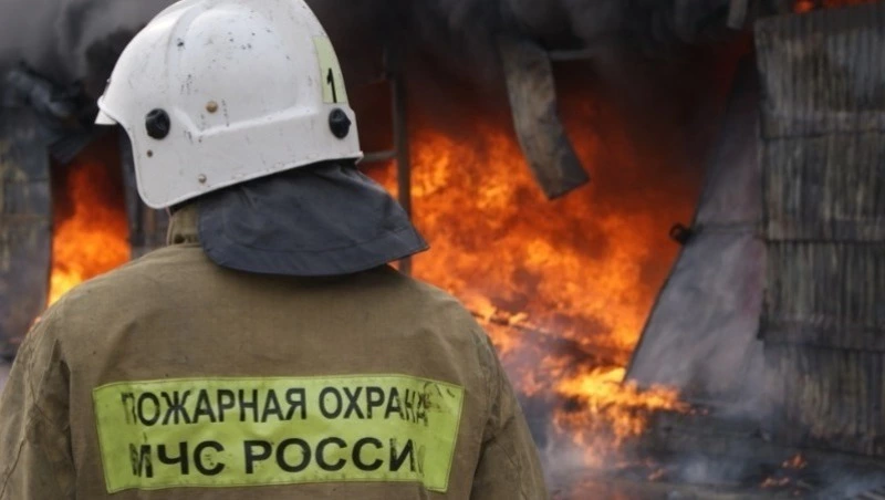 Пожар в жилом доме ликвидировали в Холмске 