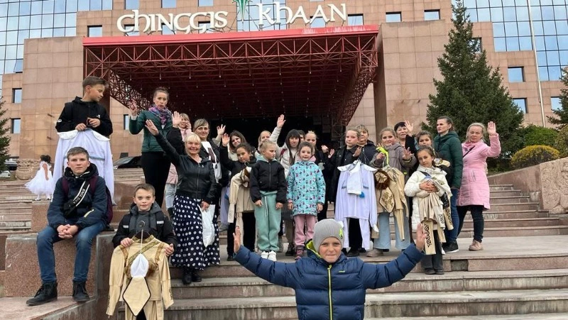 Танцоры Поронайска приняли участие в конкурсе в Монголии