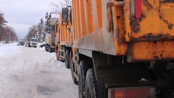 Южно-Сахалинск оживает после циклона — фоторепортаж 