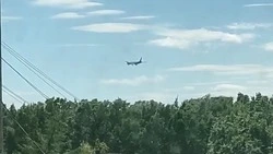 Самолет со спущенным шасси из Москвы приземлился в Южно-Сахалинске