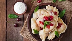 В Южно-Сахалинске утром стартовал фестиваль русской кухни