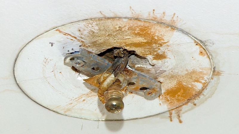 Южносахалинцы все еще не могут отремонтировать квартиры в обгоревшем доме на Ленина, 297