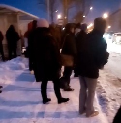 Причину задержки автобусов в Луговом объяснили в администрации Южно-Сахалинска