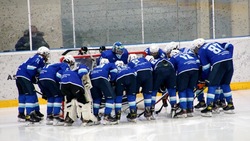 Хоккеисты сахалинской сборной «Кристалл» победили в серии матчей за первенство ДФО 