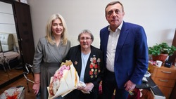 Ветеран ВОВ Евгения Сахарук получила звание «Почетный гражданин Сахалинской области»  
