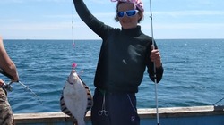 «Свои не бросают ни в горе, ни в радости»: сахалинская рыбачка поблагодарила земляков за поддержку